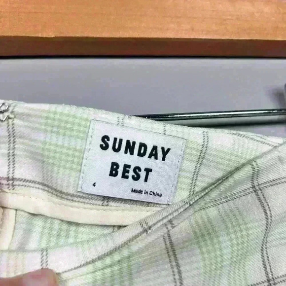 ARITZIA SUNDAY BEST Classic White Plaid Mini Skirt Pencil Slit Zip Up Lined 4 - Picture 6 of 8